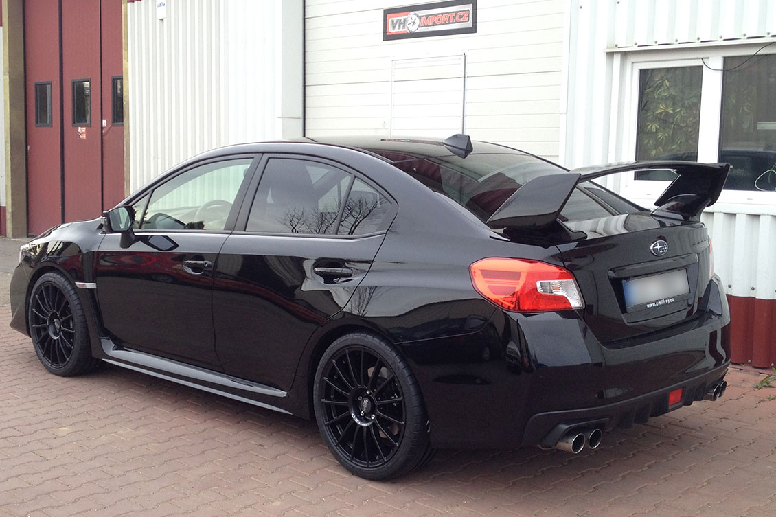 Subaru WRX STi - Superturismo LM 8,5x19 matt black