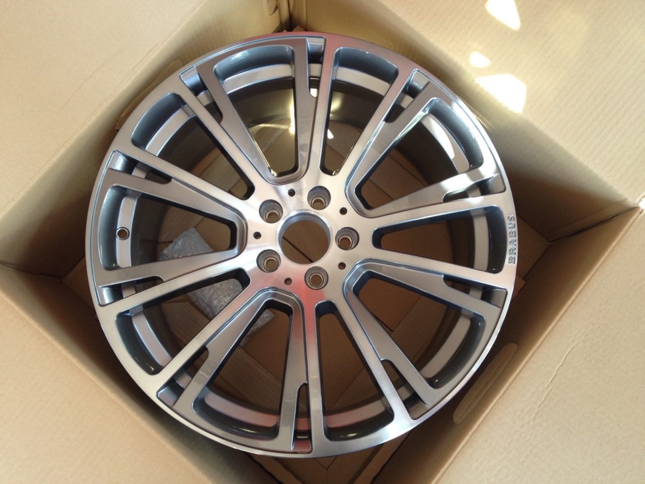 Monoblock R 8,5x20 + 9,5x20 pro S-Klasse W222